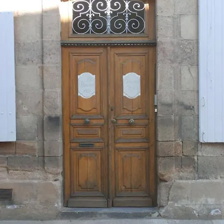 La Maison Xviiie Bed & Breakfast Moulins (Allier)